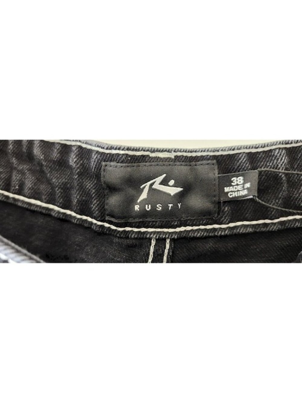 Rusty Men's Ruthless Baggy Jeans MSRP $95 - Picture 9 of 10